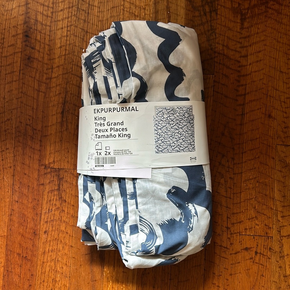 ✨NWT✨IKEA EKPURPURMAL King Duvet Cover & Shams